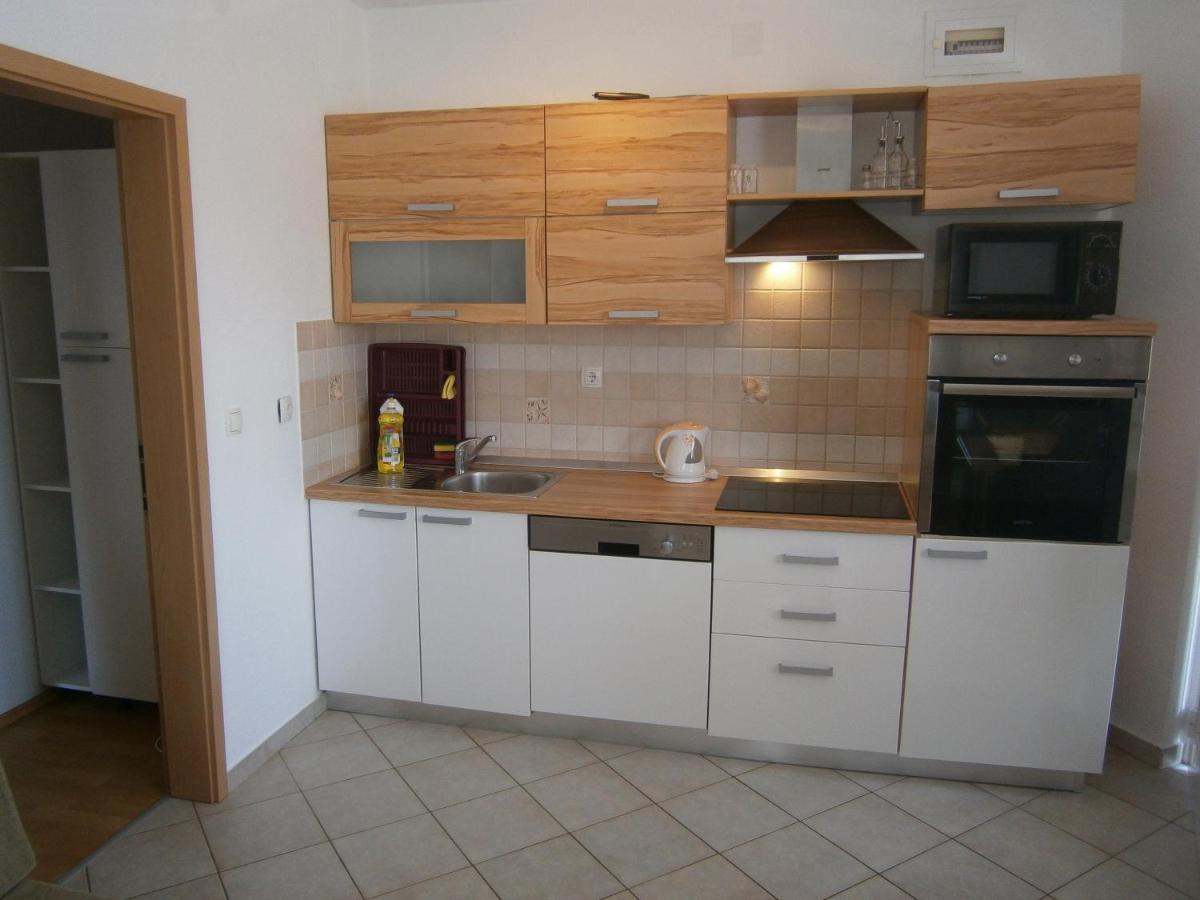 Apartments With A Parking Space Vodice - 13973 Exteriör bild